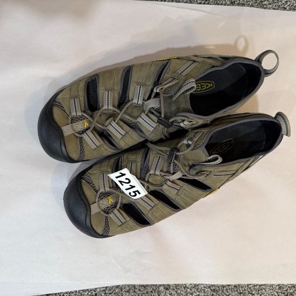 Keen Fisherman Men\'s Light Gray Sandal Leather Size 10.5 main image 9